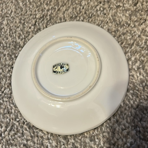 Vintage Inarco Japan purple violets demitasse teacup with saucer - Picture 5 of 6